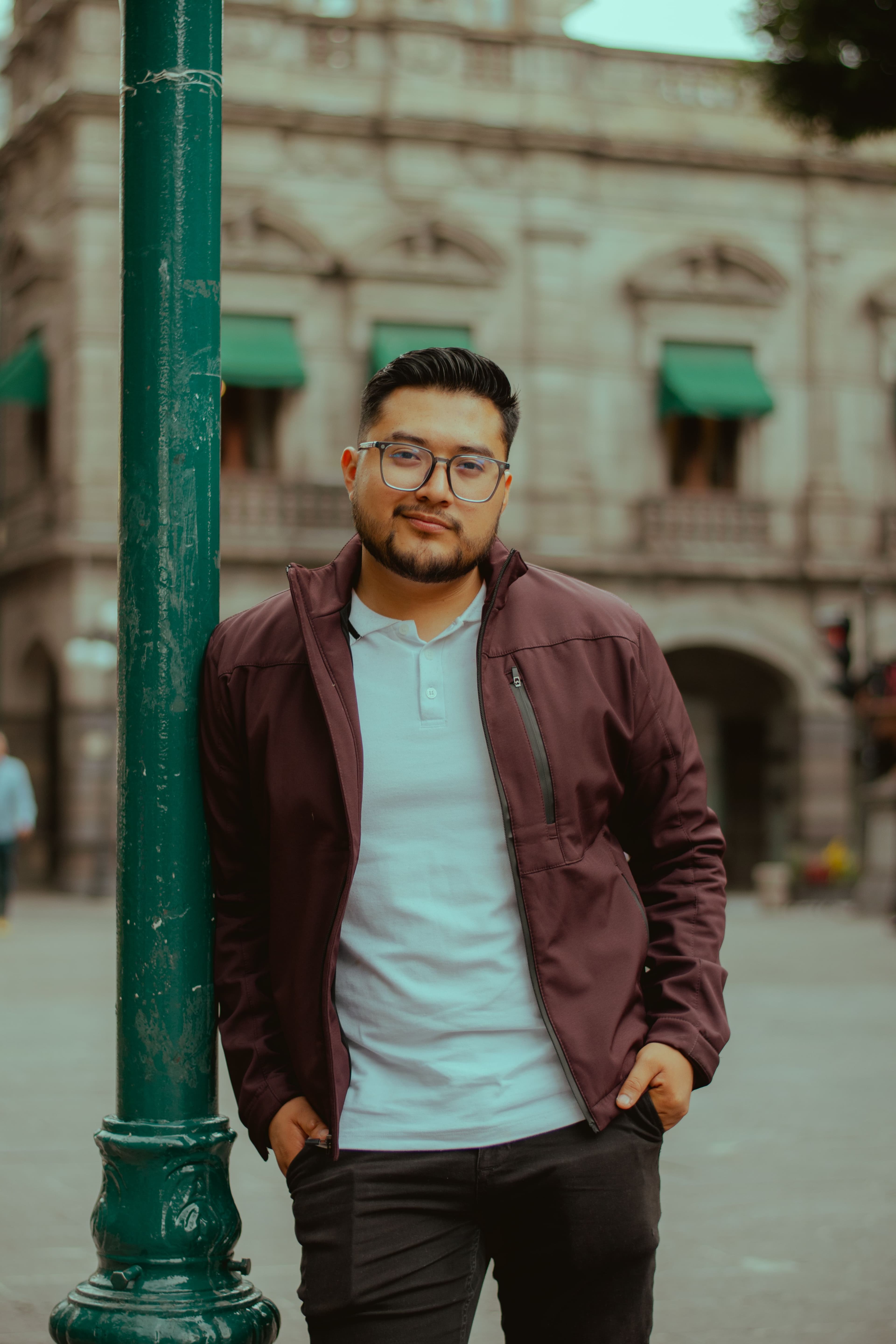 Foto de un padre sonriendo, usada como referencia para BabyDreams